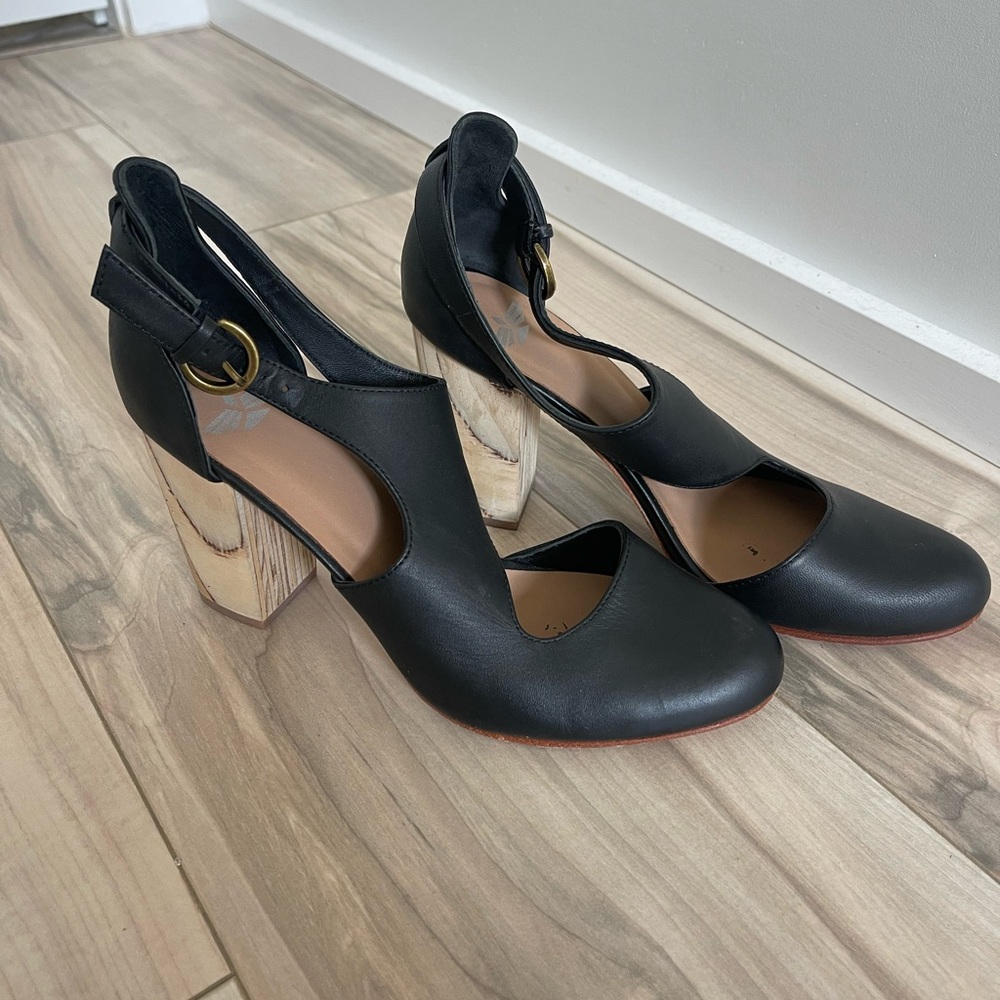 Elegant Black Women's Heels